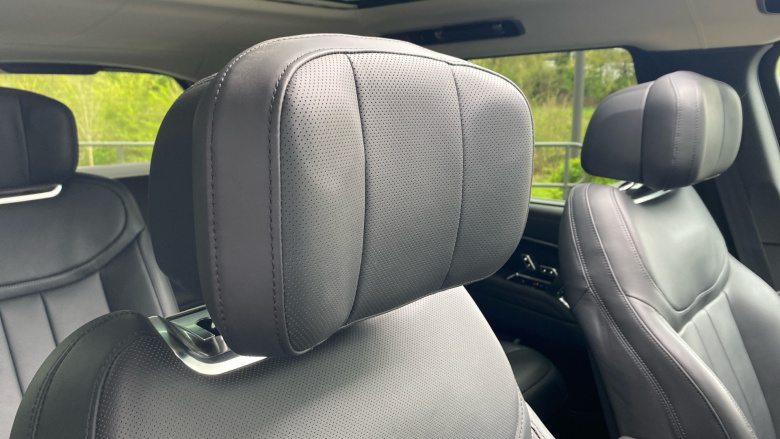 Land Rover Range Rover 4.4 P530 V8 Autobiography 4dr Auto Petrol Estate